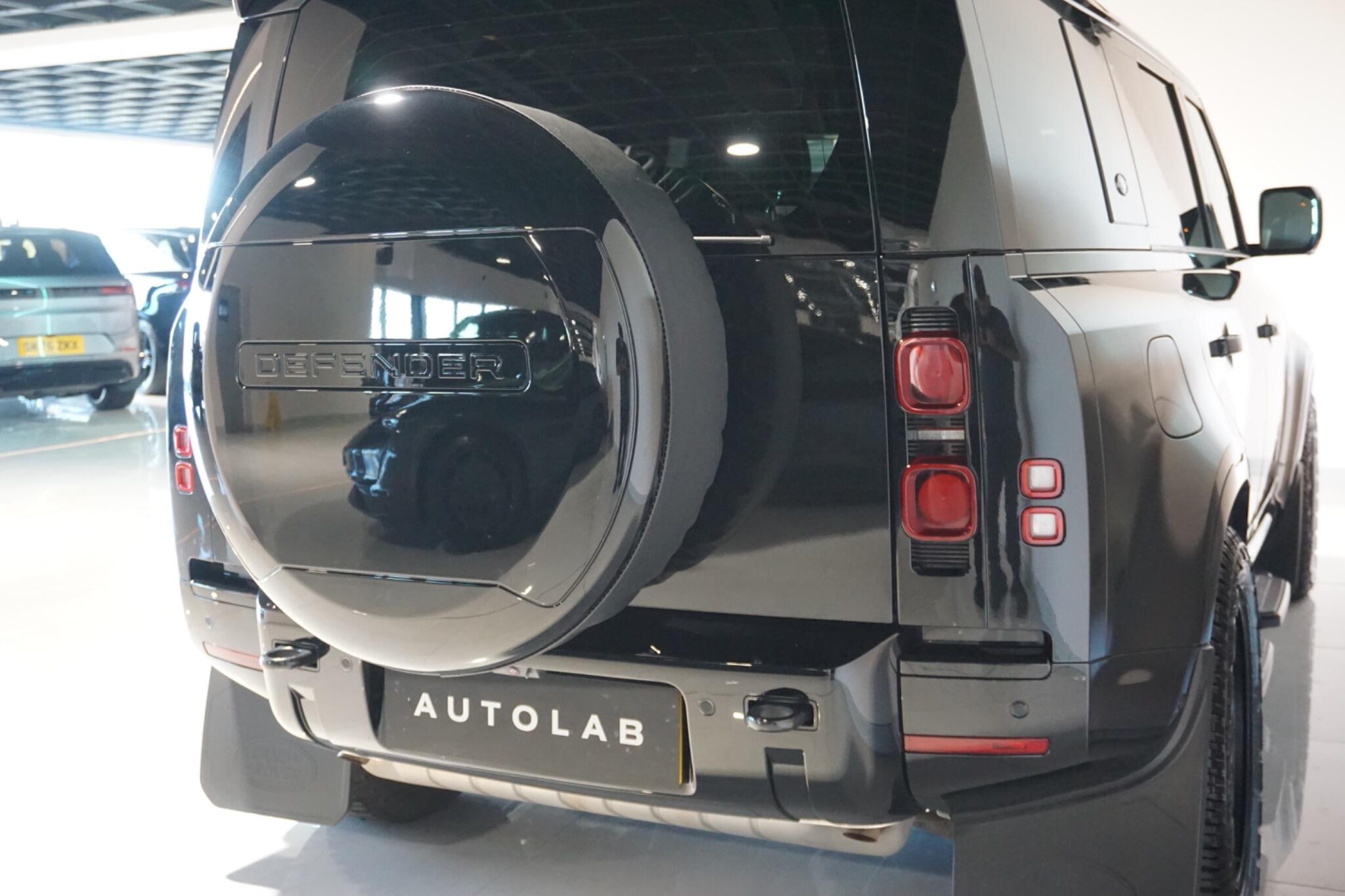 Land Rover Defender 110 2.0 P400e 15.4kWh X-Dynamic S SUV 5dr Petrol Plug-in Hybrid Auto 4WD Euro 6 (s/s) (404 ps)